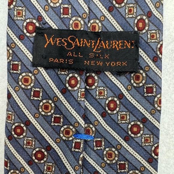 Yves Saint Laurent 100% Silk Neck Tie Mens Blue Maroon - Picture 3 of 6